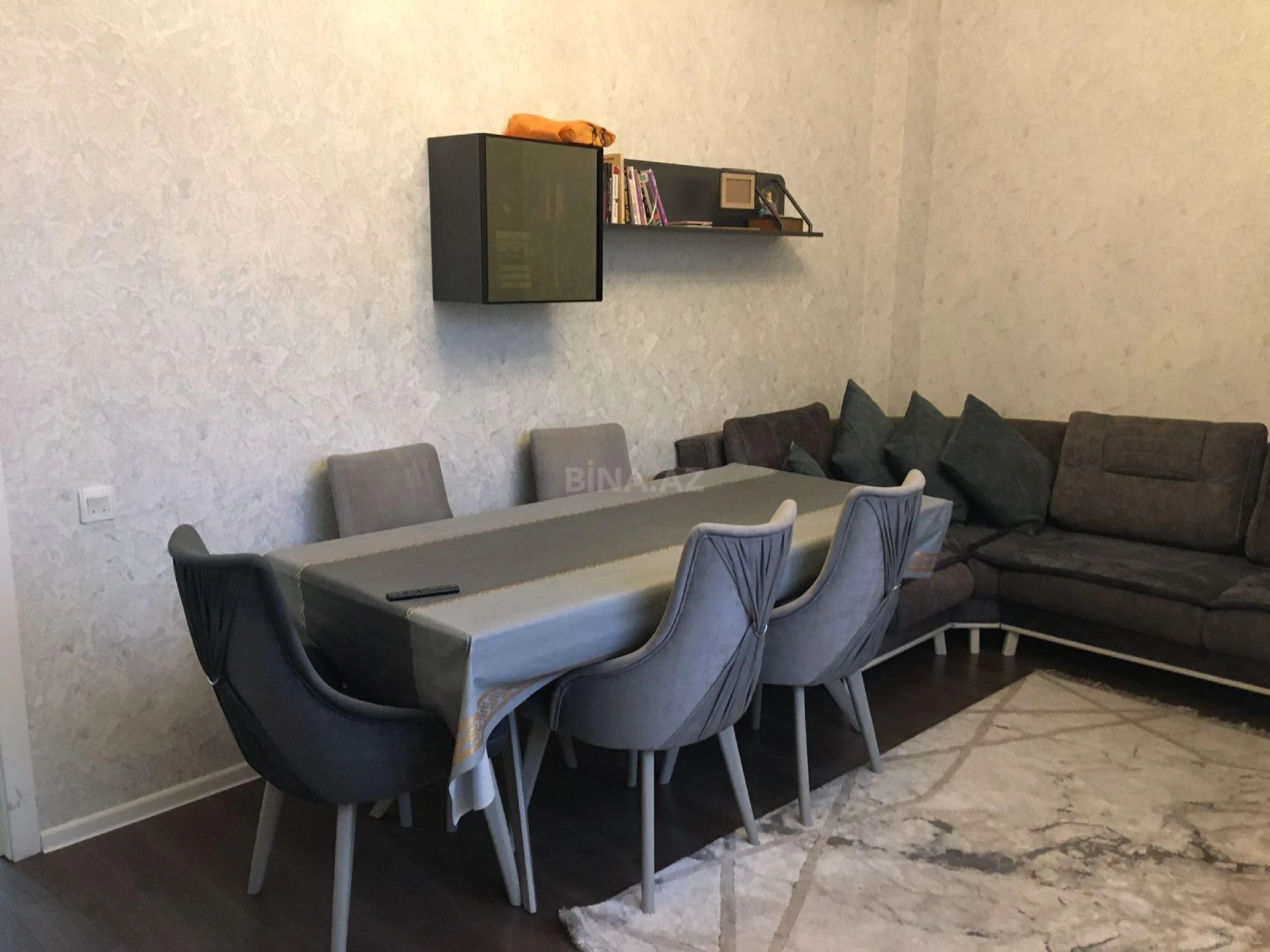 Satılır 2 otaqlı mənzil 60 m²