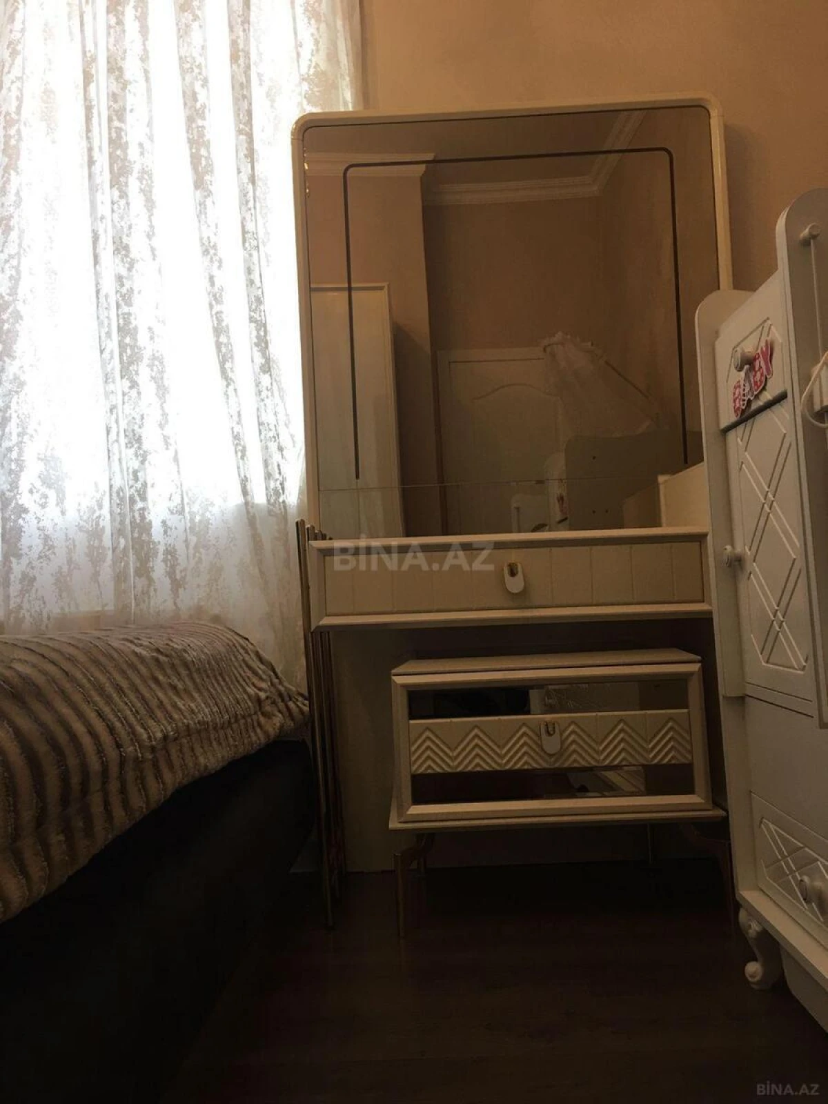 Satılır 2 otaqlı mənzil 60 m²