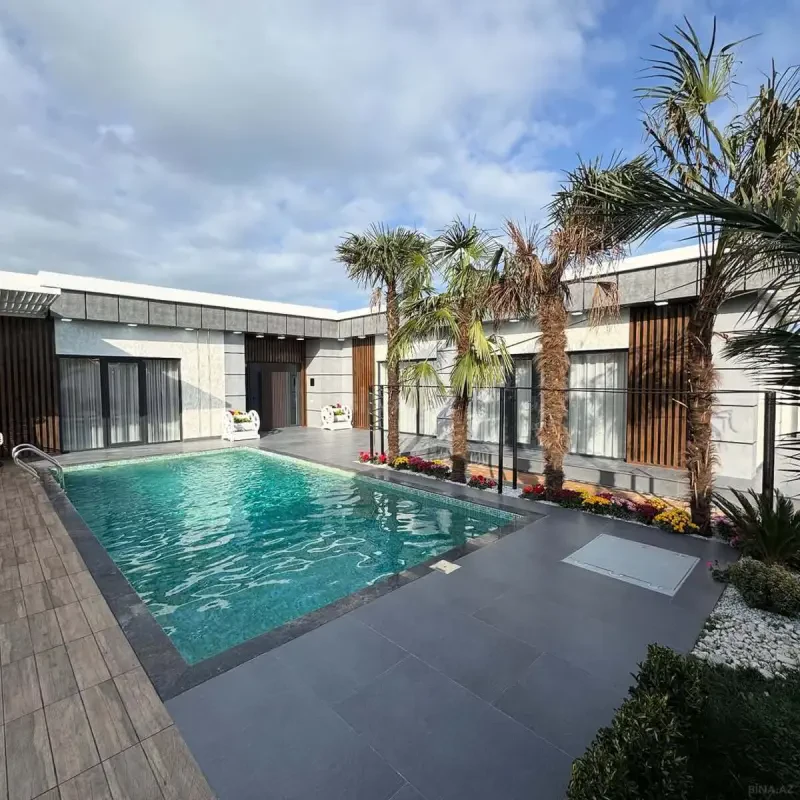 Satılır 5 otaqlı həyət evi 200 m²