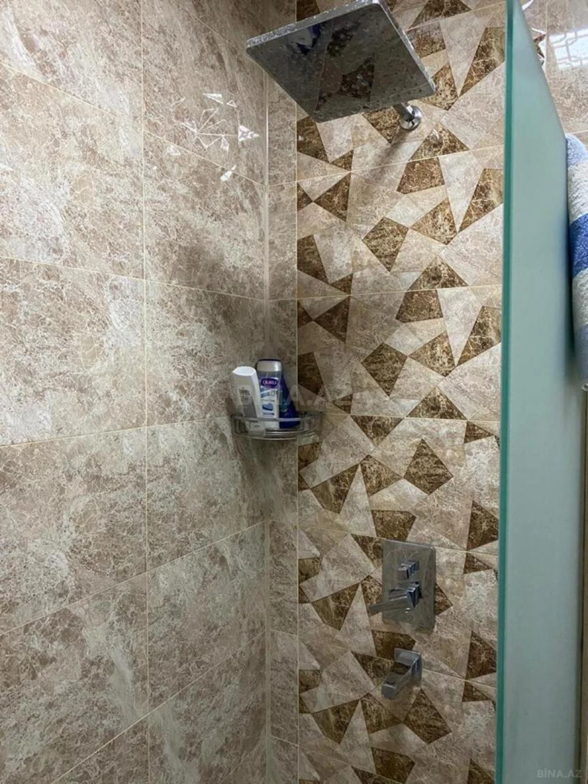 Kirayə verilir 2 otaqlı mənzil 80 m²