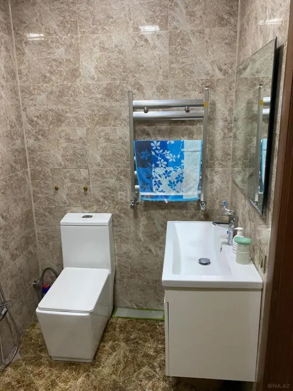 Kirayə verilir 2 otaqlı mənzil 80 m²