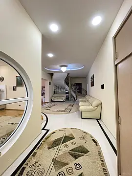 Satılır 7 otaqlı həyət evi 700 m²