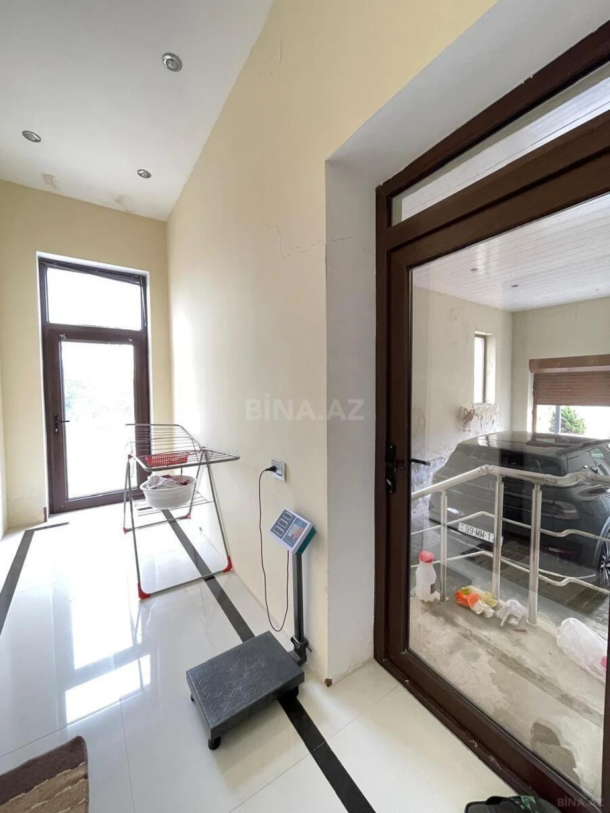 Satılır 7 otaqlı həyət evi 700 m²