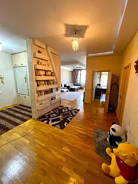 Satılır 2 otaqlı mənzil 110 m²