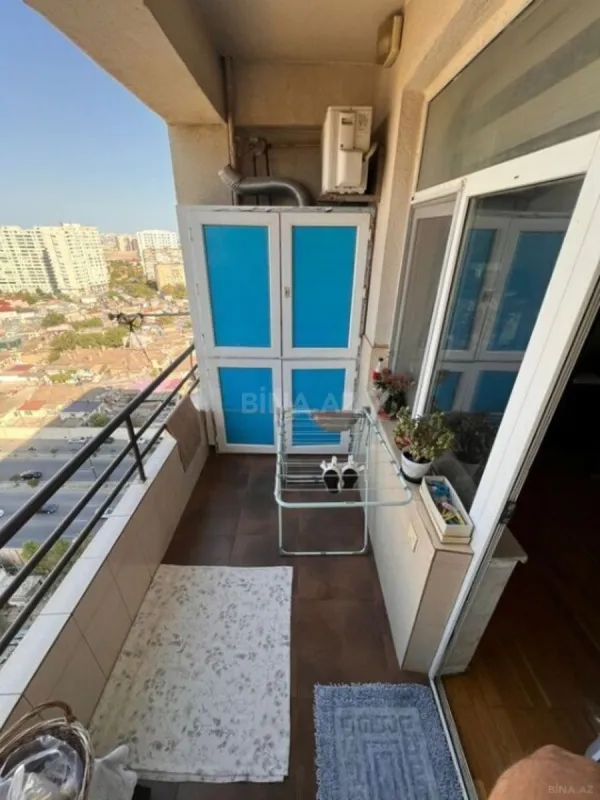 Satılır 2 otaqlı mənzil 110 m²