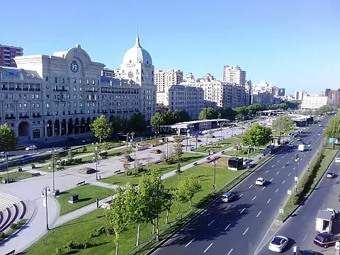 Satılır 3 otaqlı mənzil 186 m²