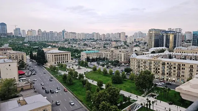 Satılır 3 otaqlı mənzil 186 m²