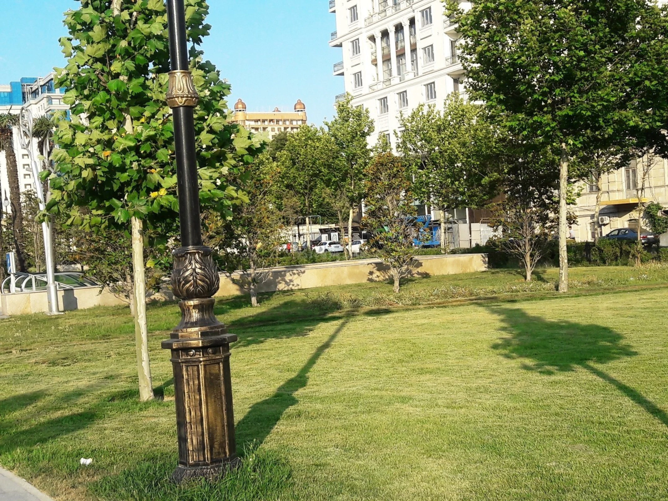 Satılır 3 otaqlı mənzil 186 m²