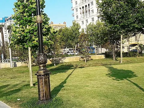 Satılır 3 otaqlı mənzil 186 m²