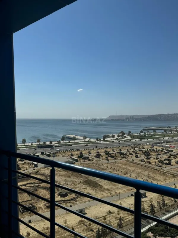 Kirayə verilir 3 otaqlı ofis 93 m²