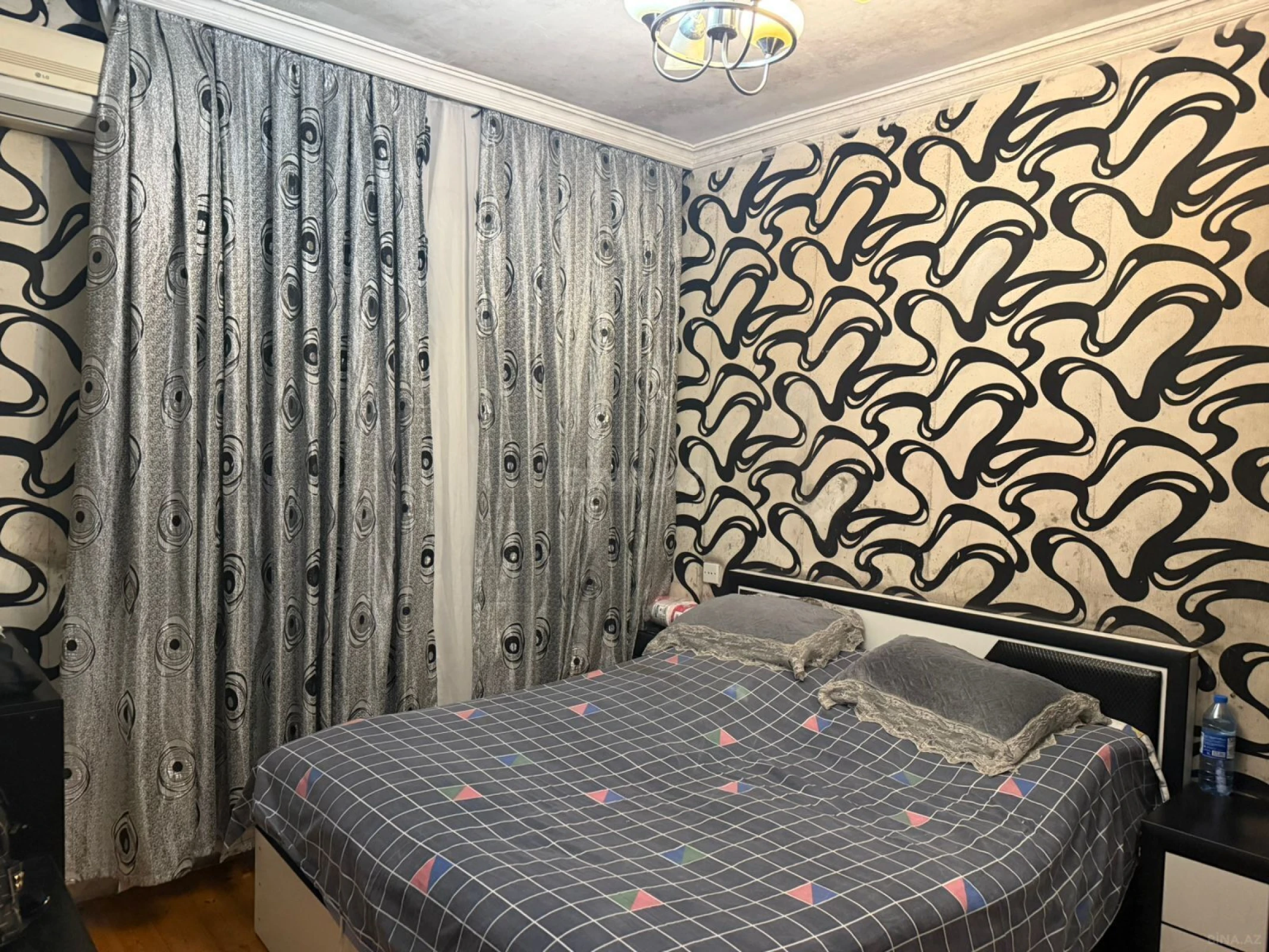 Satılır 2 otaqlı mənzil 55 m²
