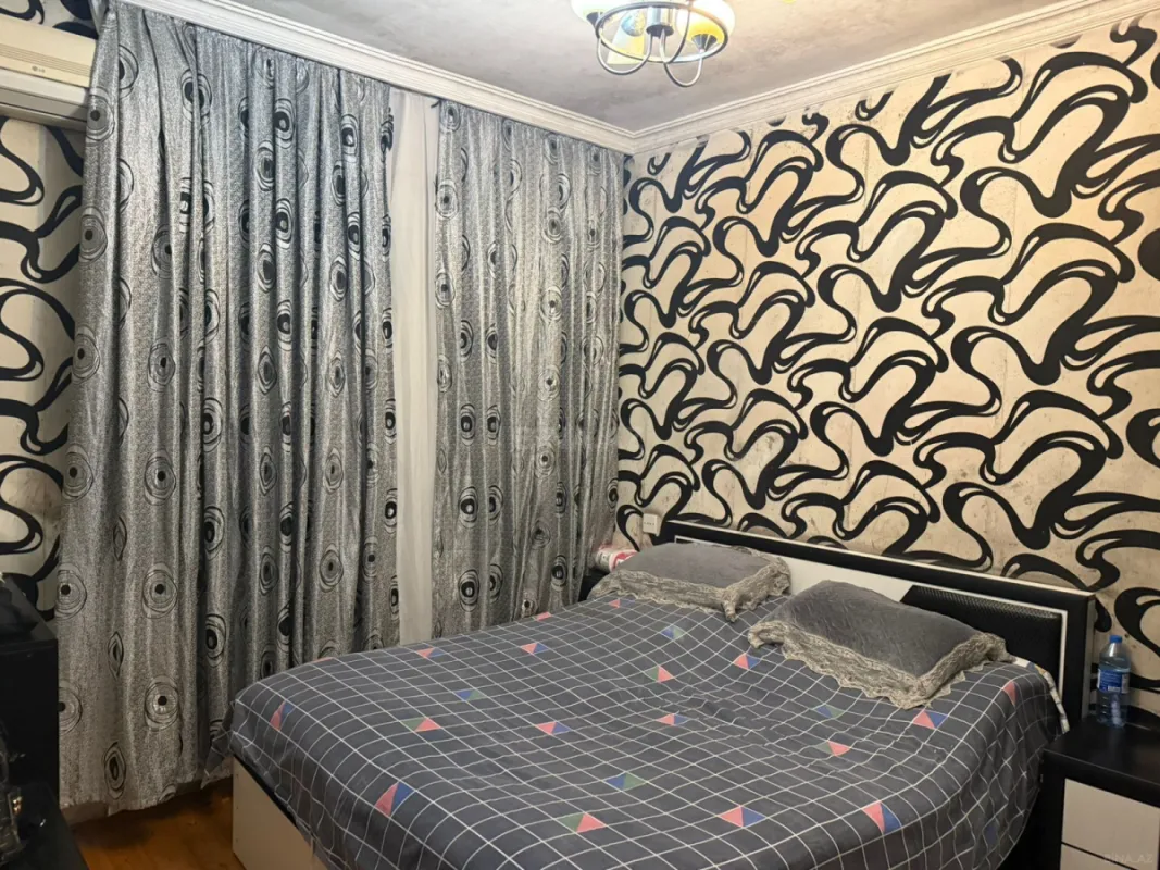 Satılır 2 otaqlı mənzil 55 m²