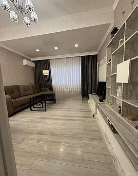 Satılır 2 otaqlı mənzil 58.8 m²