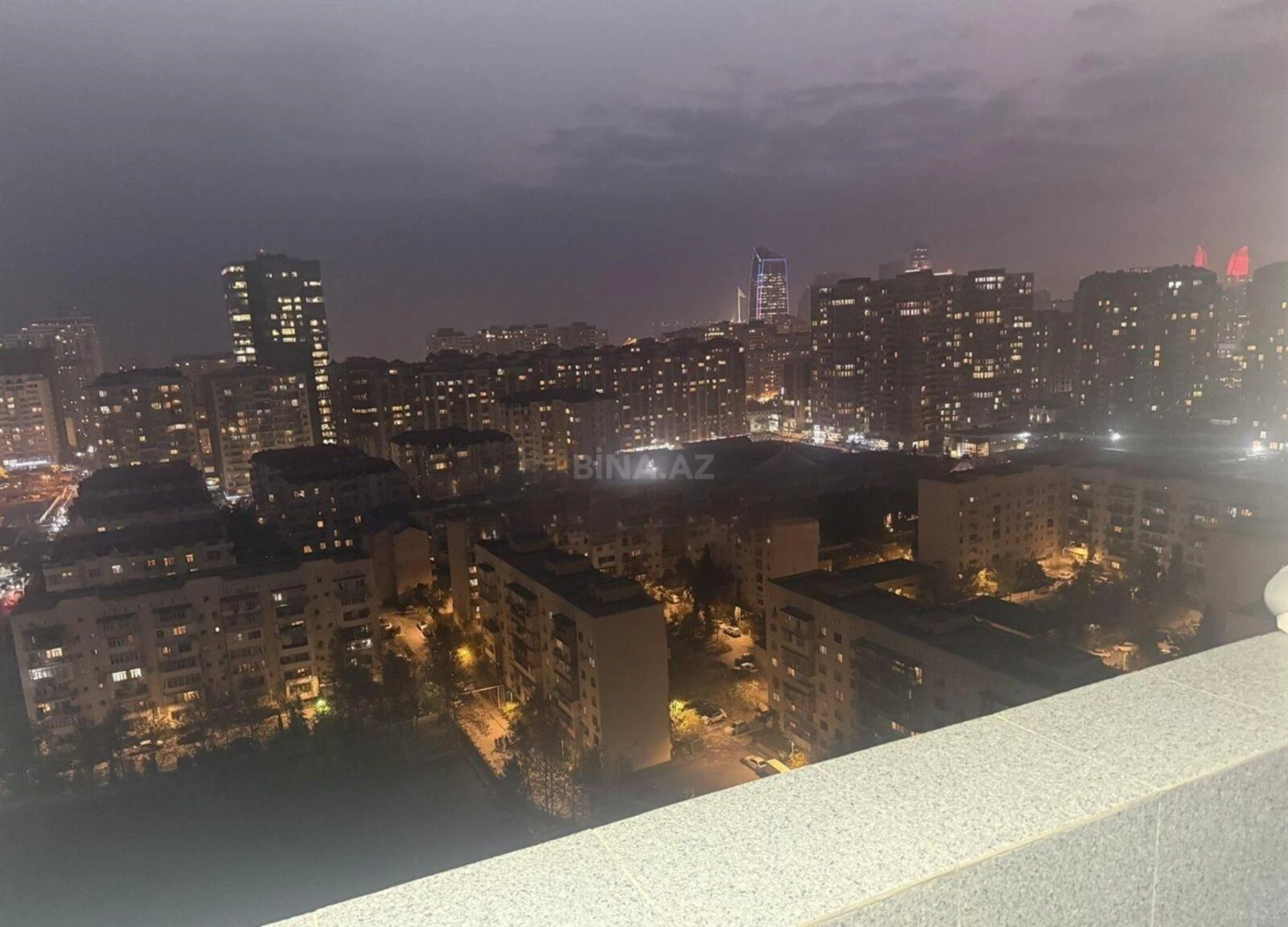 Satılır 2 otaqlı mənzil 58.8 m²