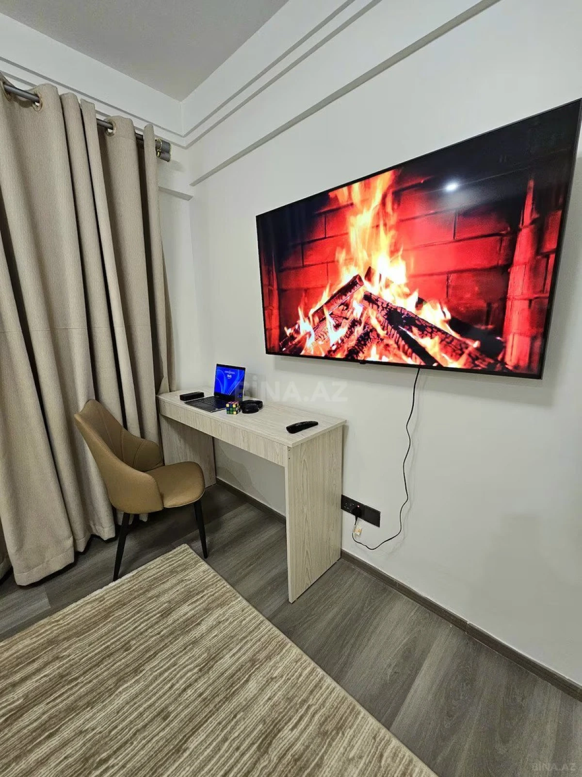 Kirayə verilir 2 otaqlı mənzil 81 m²