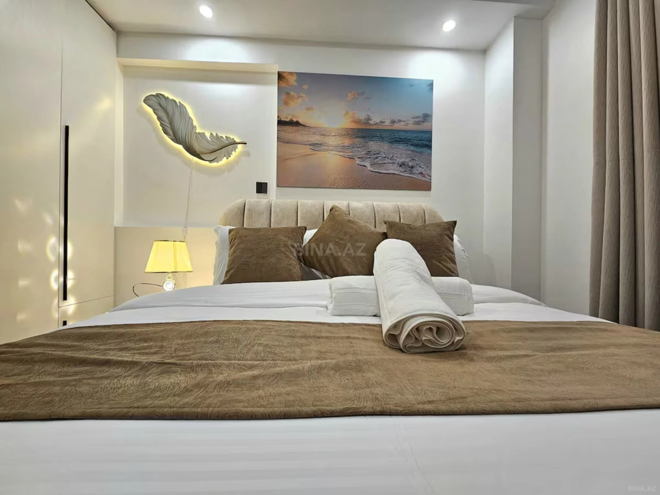 Kirayə verilir 2 otaqlı mənzil 81 m²