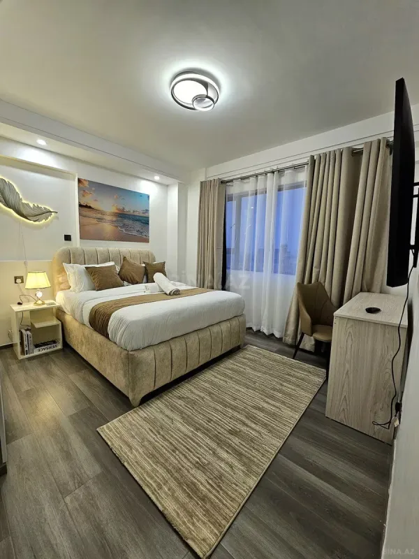 Kirayə verilir 2 otaqlı mənzil 81 m²