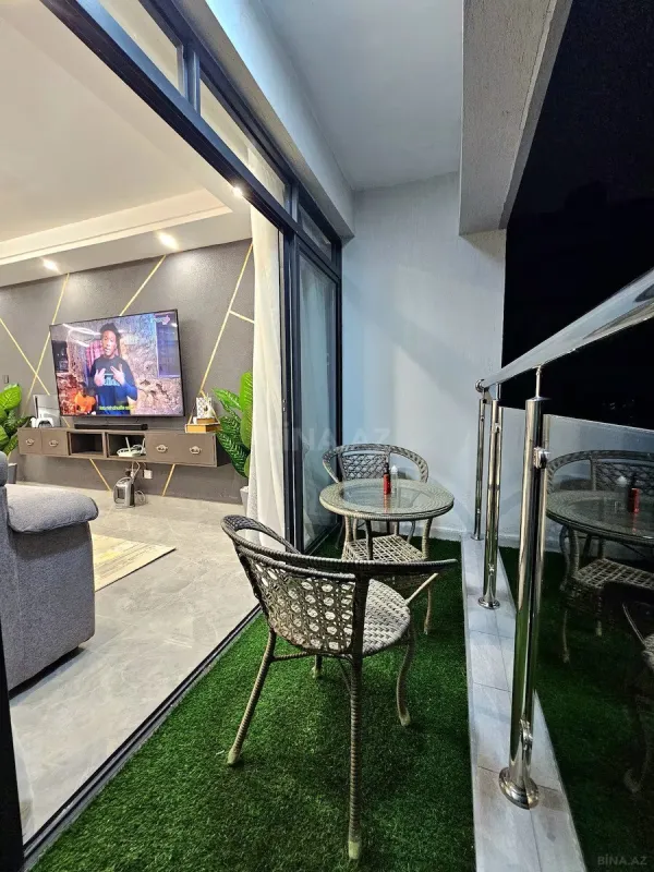 Kirayə verilir 2 otaqlı mənzil 81 m²