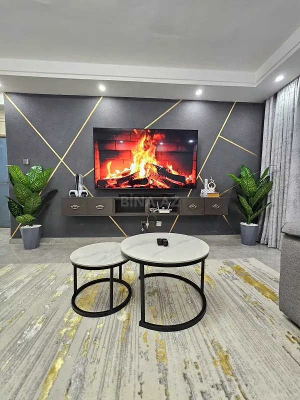 Kirayə verilir 2 otaqlı mənzil 81 m²