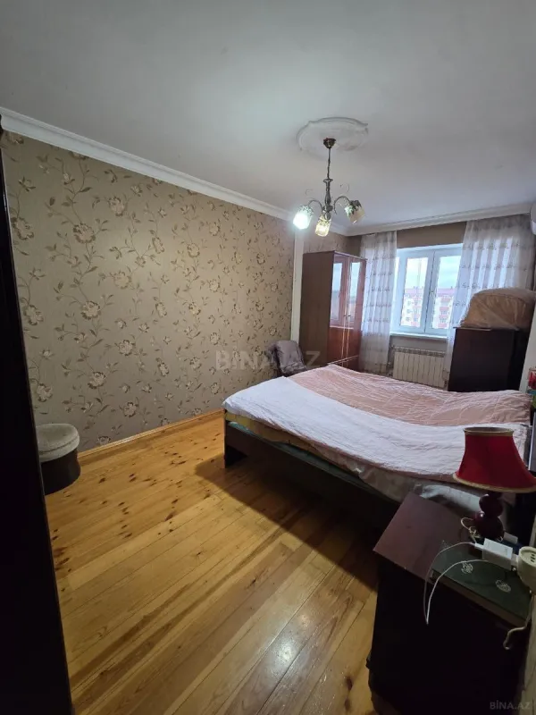 Satılır 4 otaqlı mənzil 100 m²