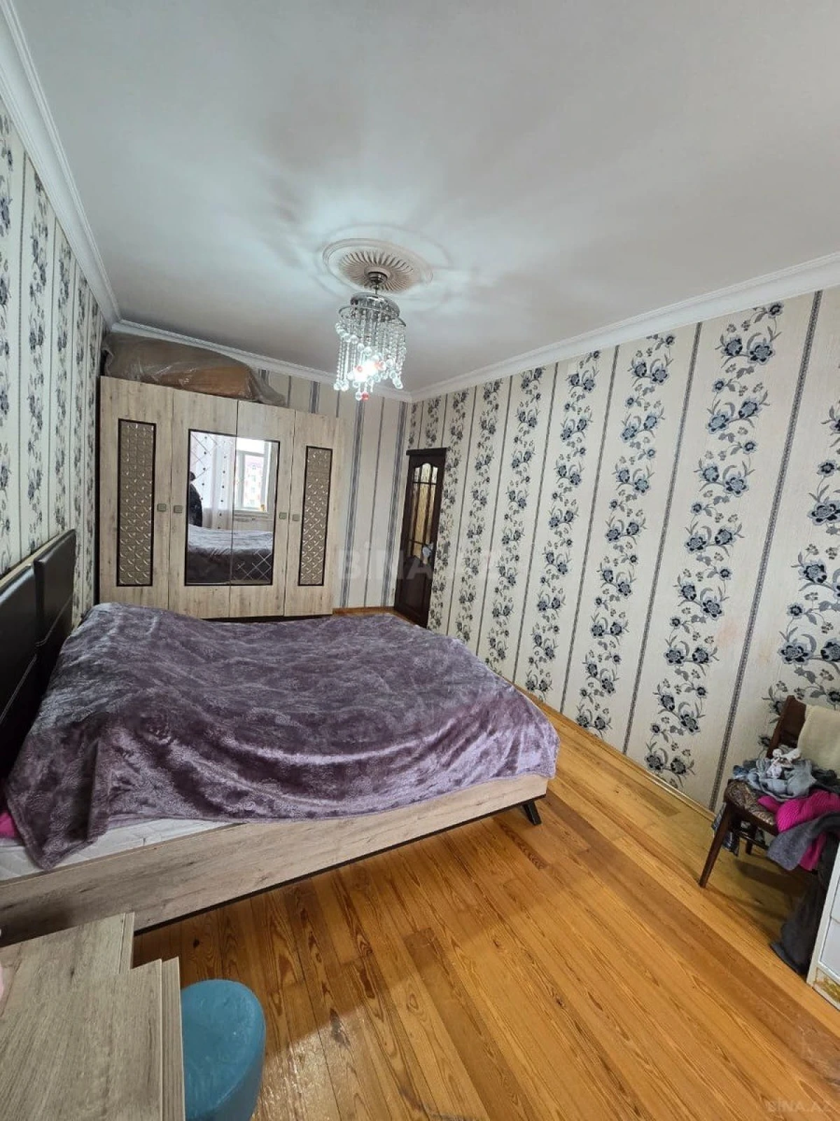 Satılır 4 otaqlı mənzil 100 m²