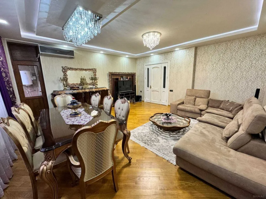 Satılır 3 otaqlı mənzil 137 m²