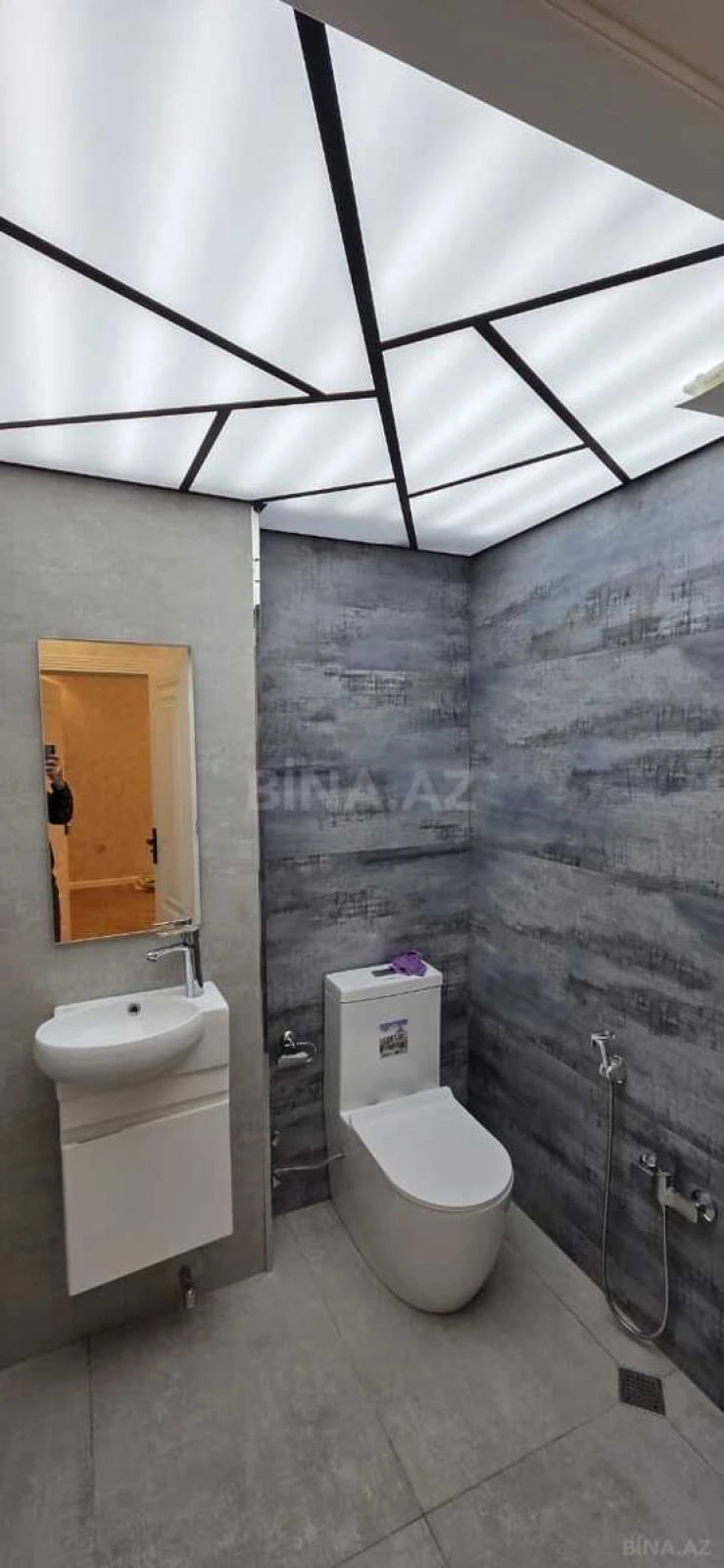 Satılır 2 otaqlı mənzil 60 m²