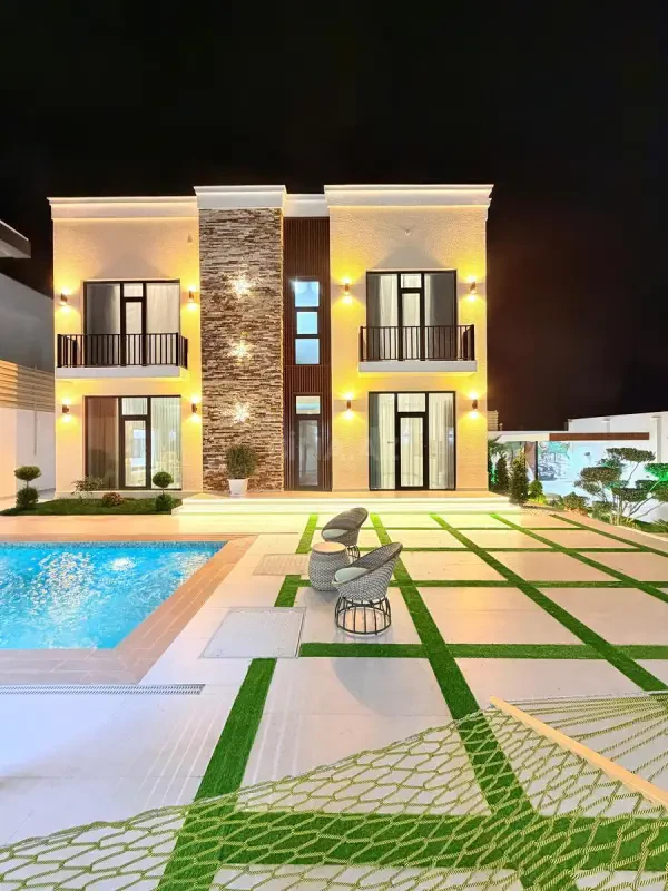 Satılır 5 otaqlı həyət evi 240 m²