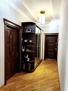 Satılır 3 otaqlı mənzil 110 m²