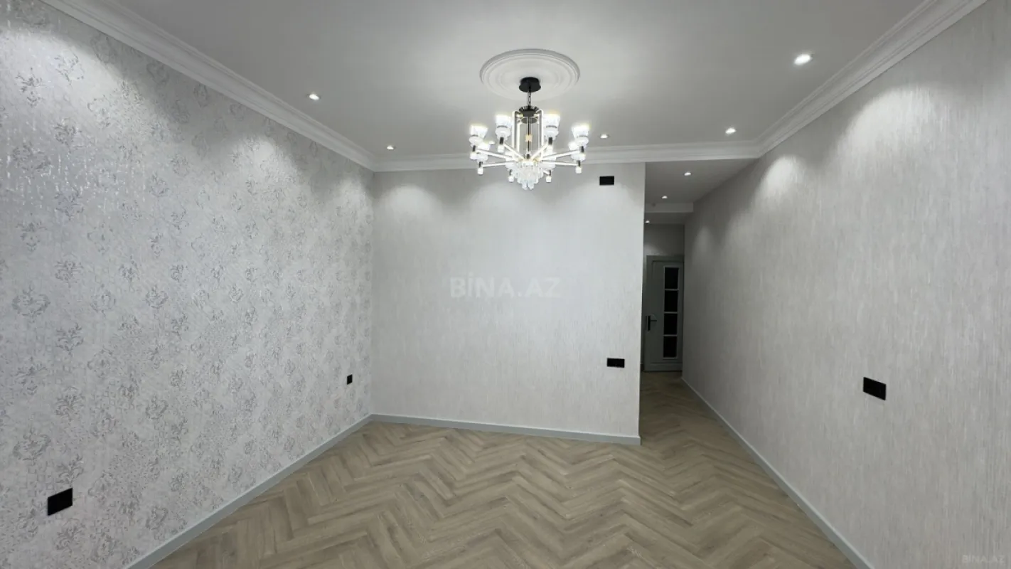 Satılır 3 otaqlı mənzil 160 m²