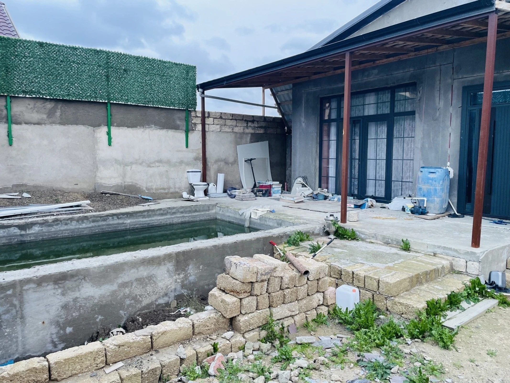 Satılır 5 otaqlı həyət evi 130 m²