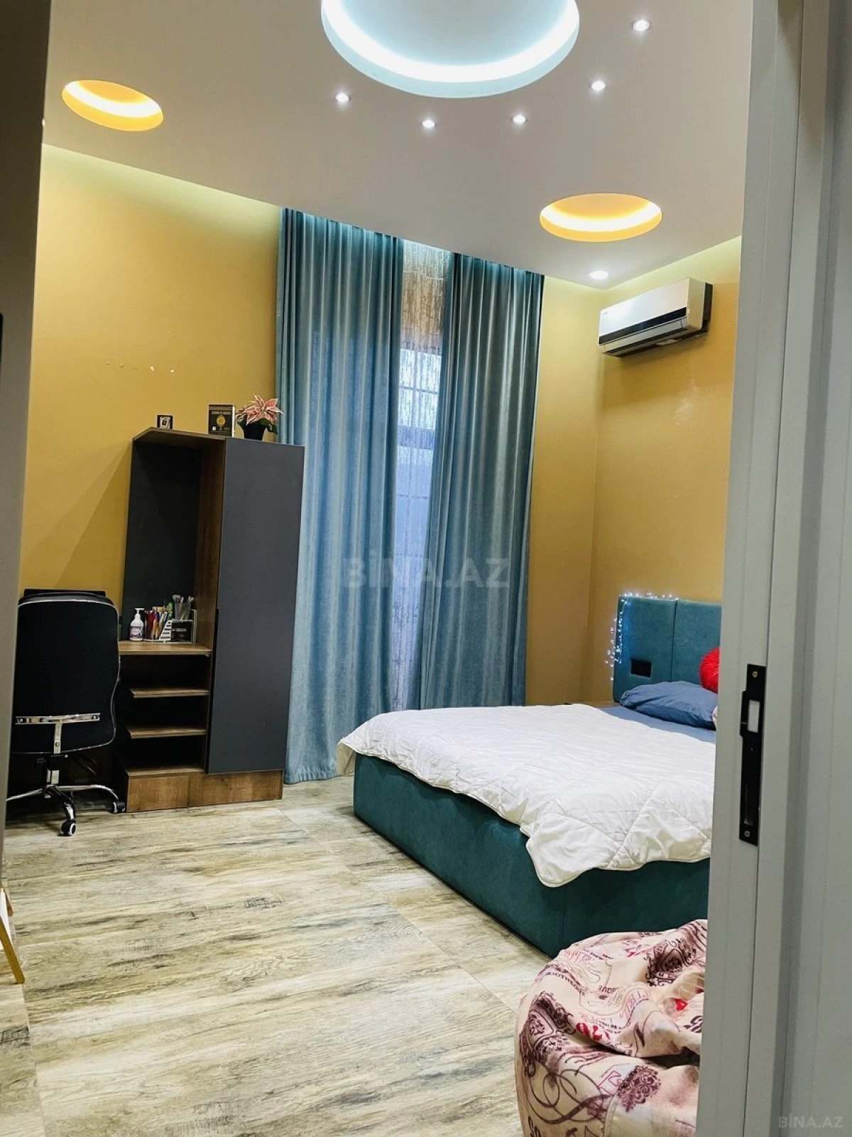 Satılır 5 otaqlı həyət evi 130 m²