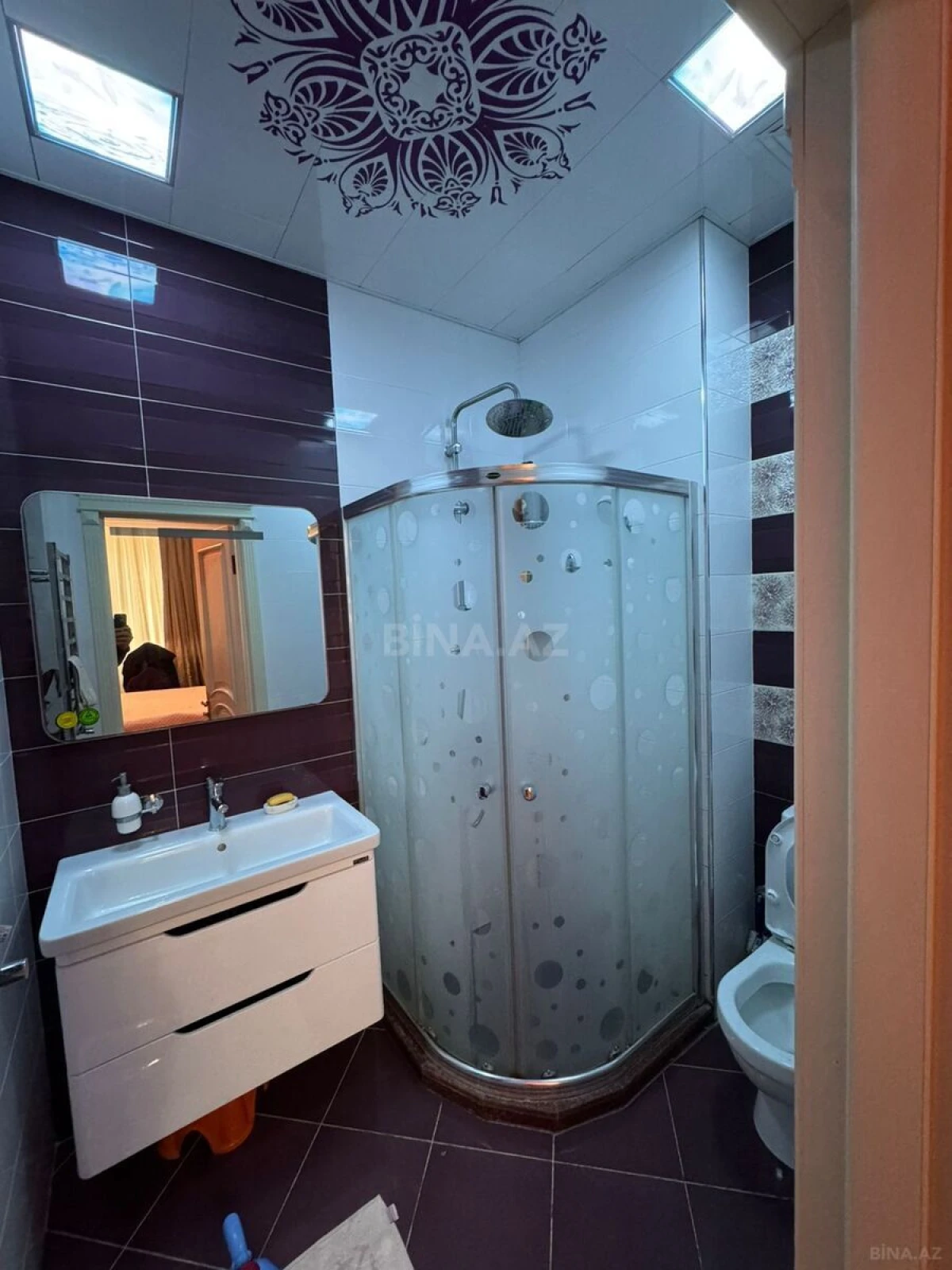 Satılır 3 otaqlı mənzil 145 m²