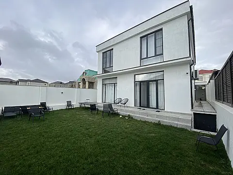 Satılır 5 otaqlı həyət evi 240 m² — Bakı, Badamdar 5 otaq 240.00 m²