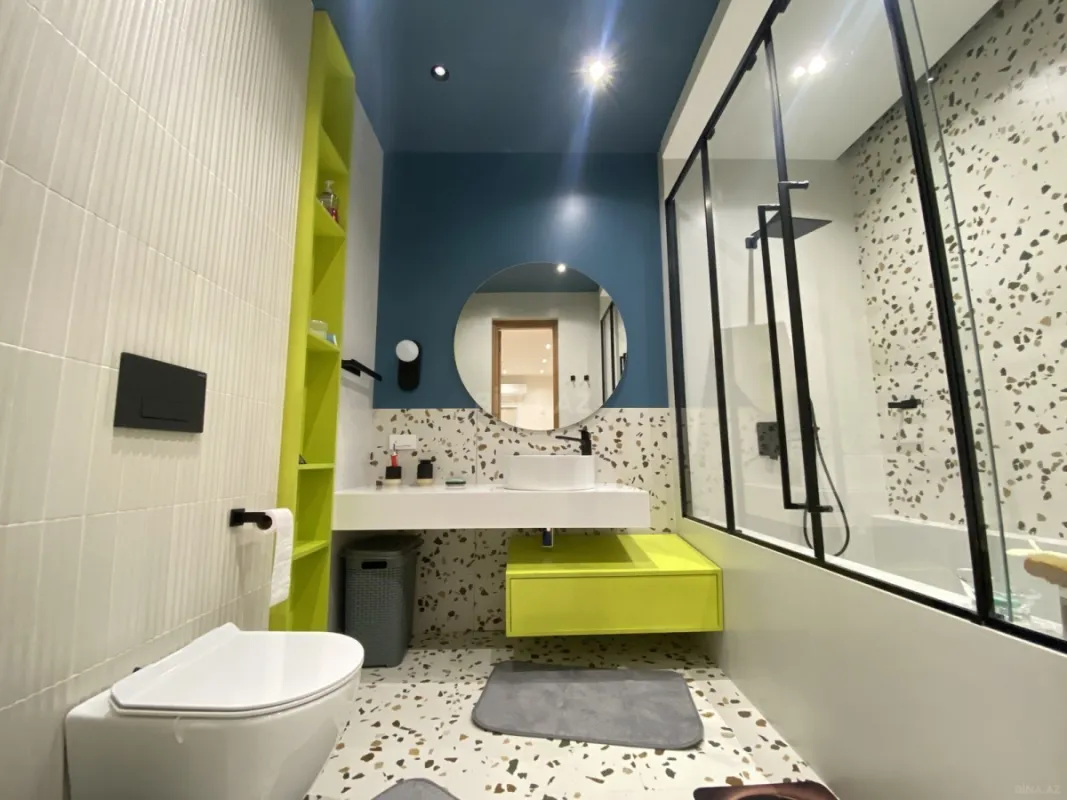 Satılır 5 otaqlı həyət evi 240 m²