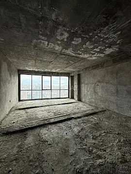 Satılır 3 otaqlı mənzil 193 m²