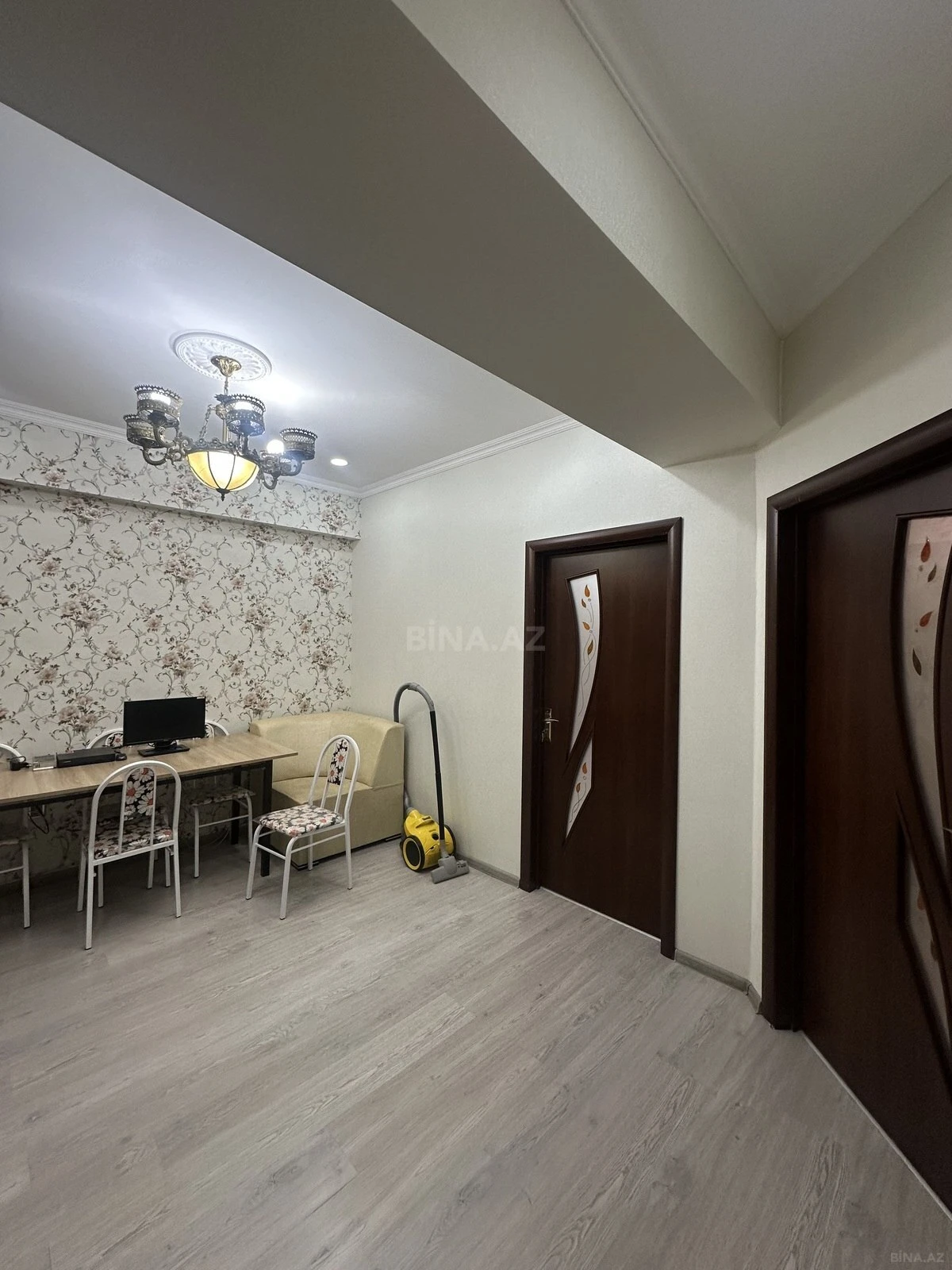 Satılır 2 otaqlı mənzil 58 m²