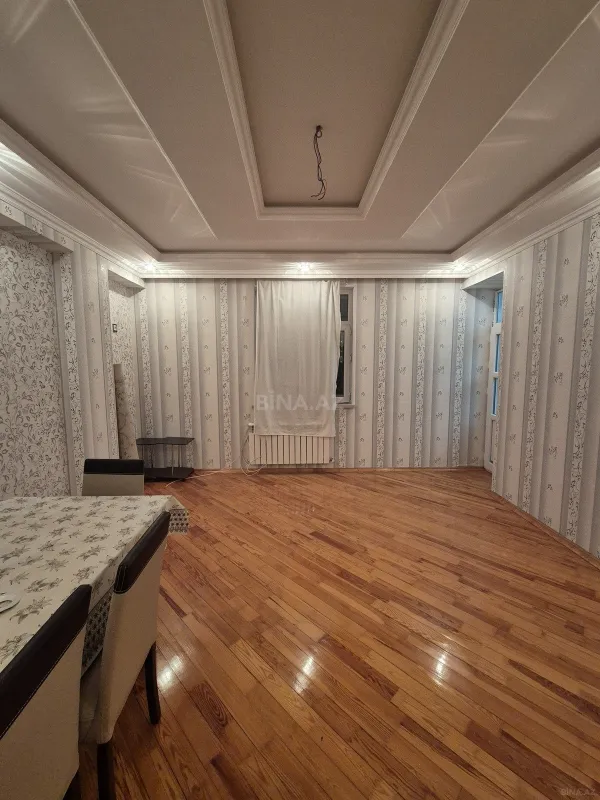 Satılır 3 otaqlı mənzil 75 m²