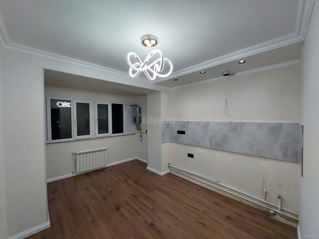 Satılır 3 otaqlı mənzil 73 m²