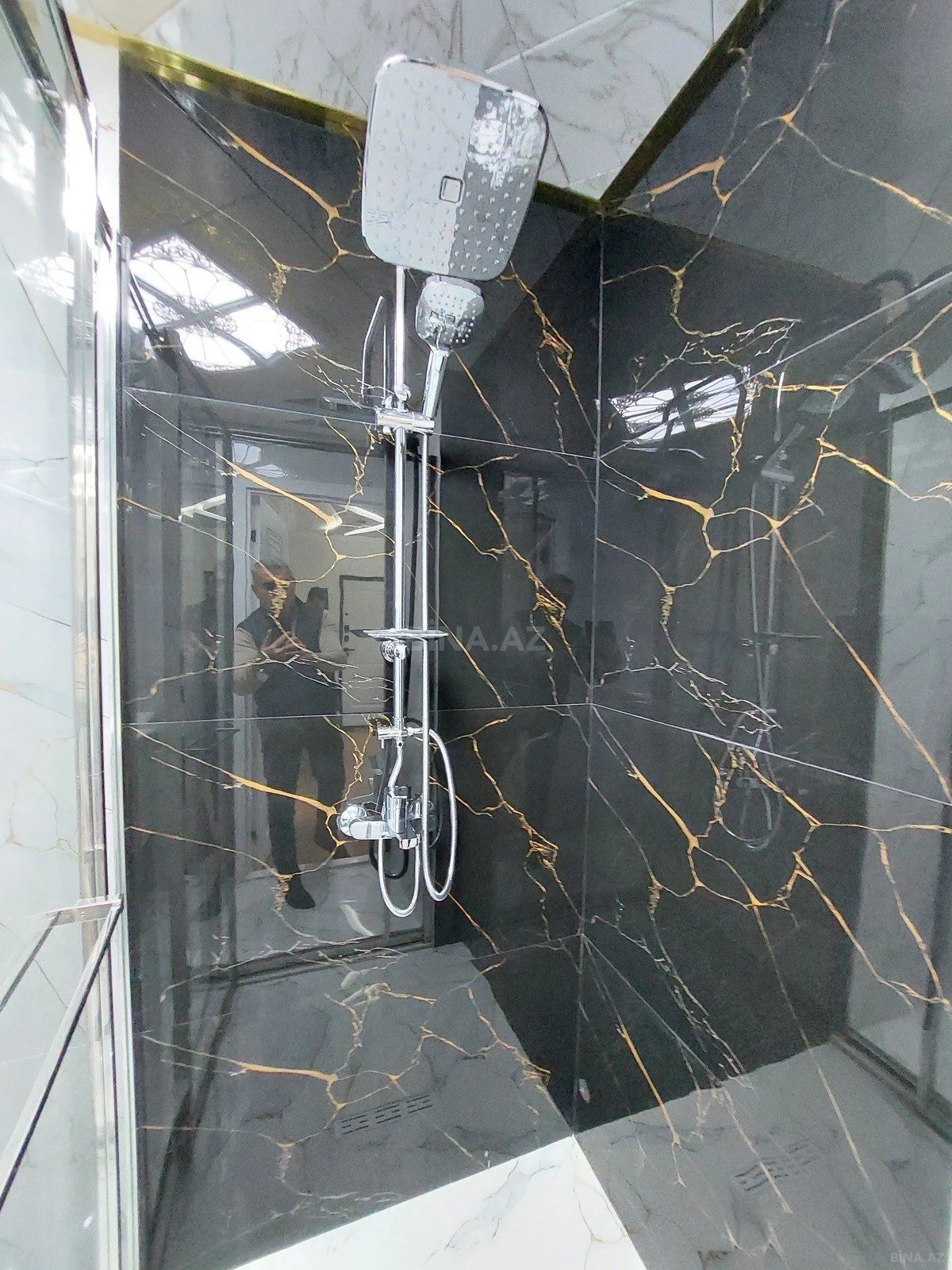 Satılır 3 otaqlı mənzil 73 m²