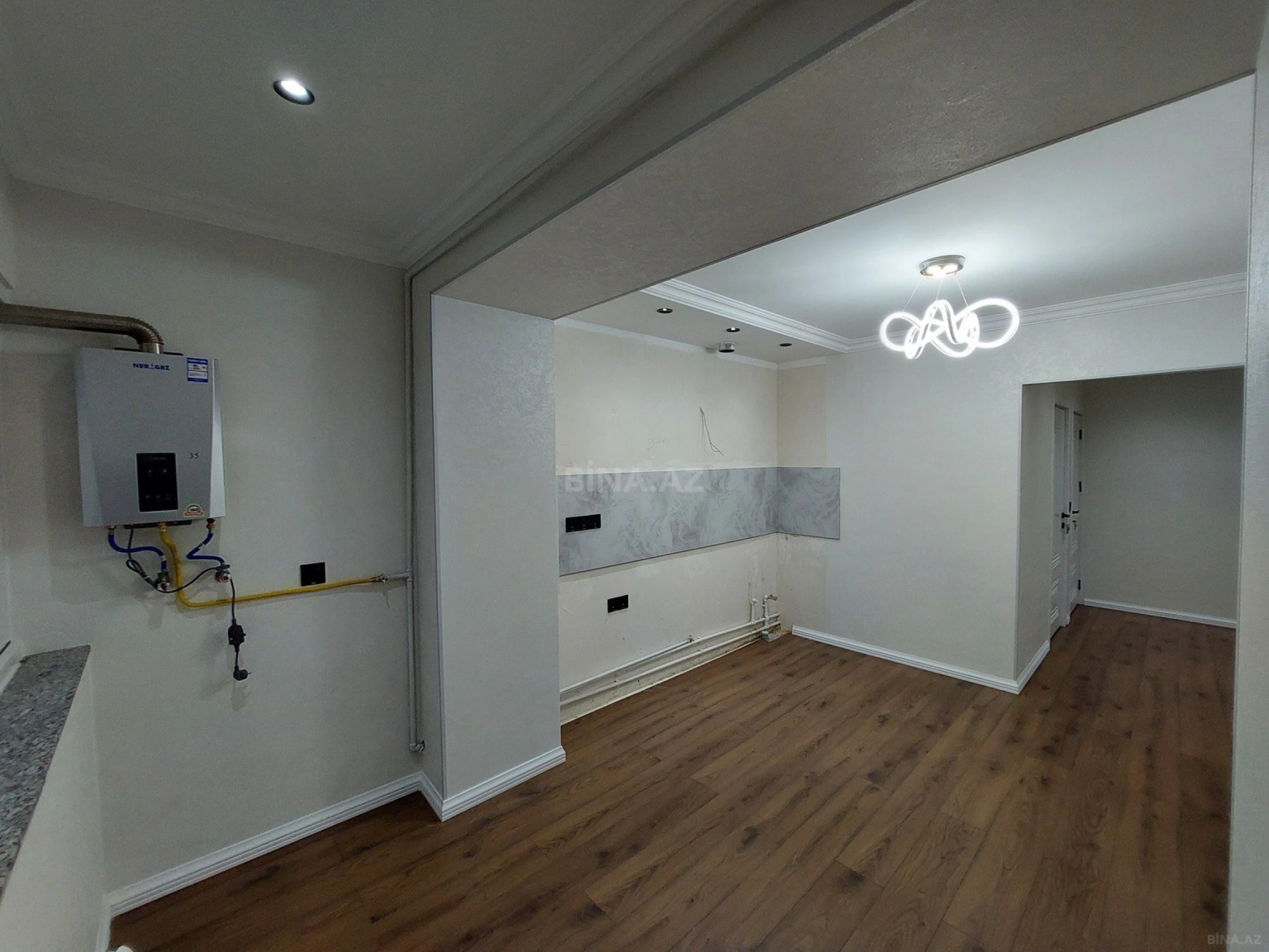 Satılır 3 otaqlı mənzil 73 m²