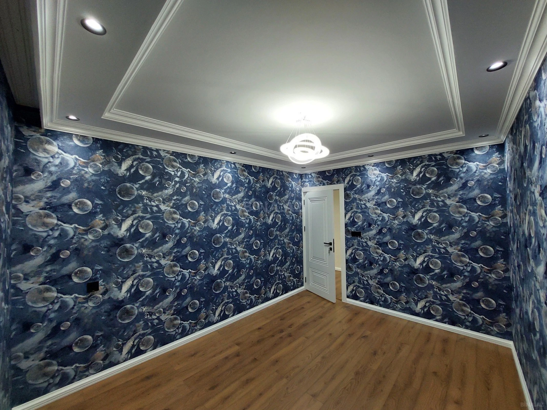 Satılır 3 otaqlı mənzil 73 m²