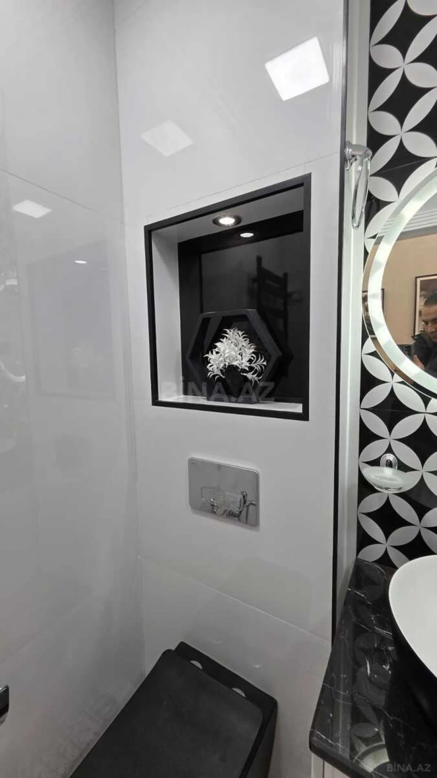 Satılır 2 otaqlı mənzil 60 m²