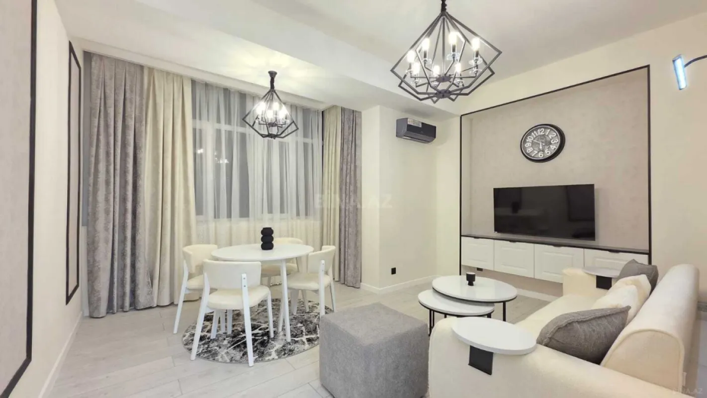 Satılır 2 otaqlı mənzil 60 m²