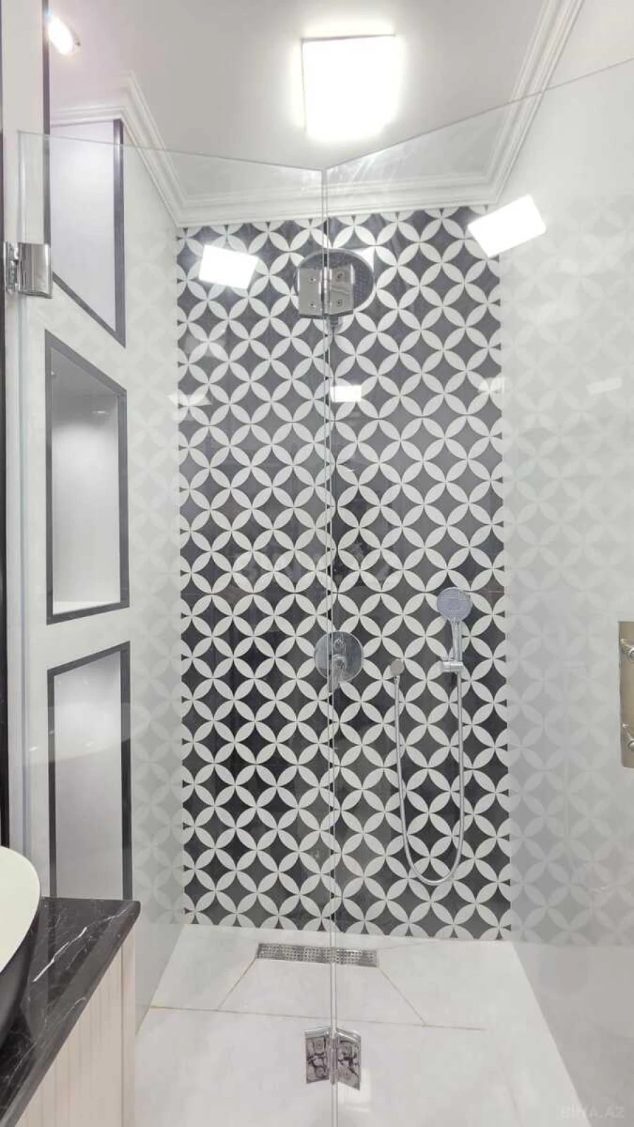 Satılır 2 otaqlı mənzil 60 m²