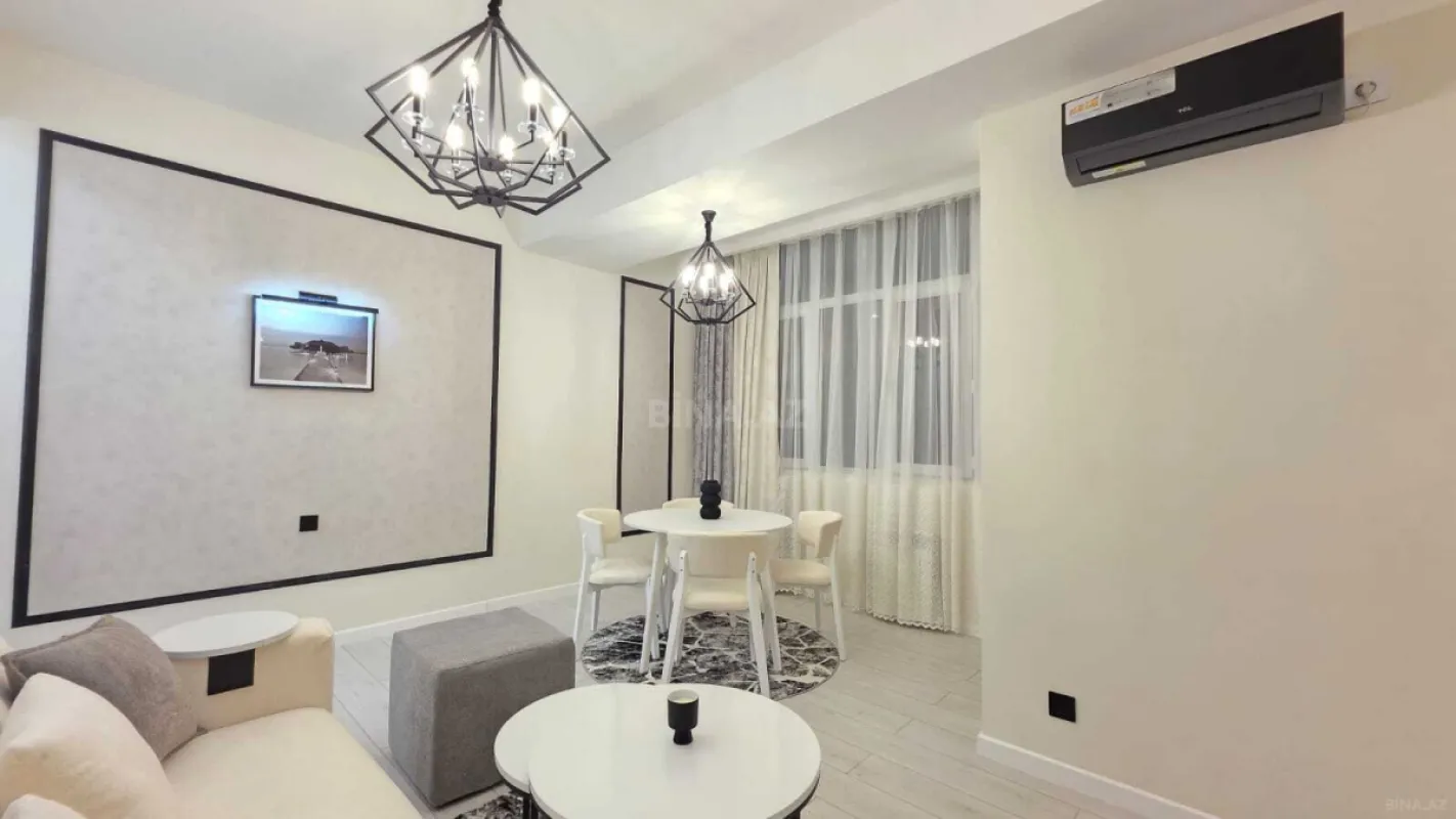 Satılır 2 otaqlı mənzil 60 m²