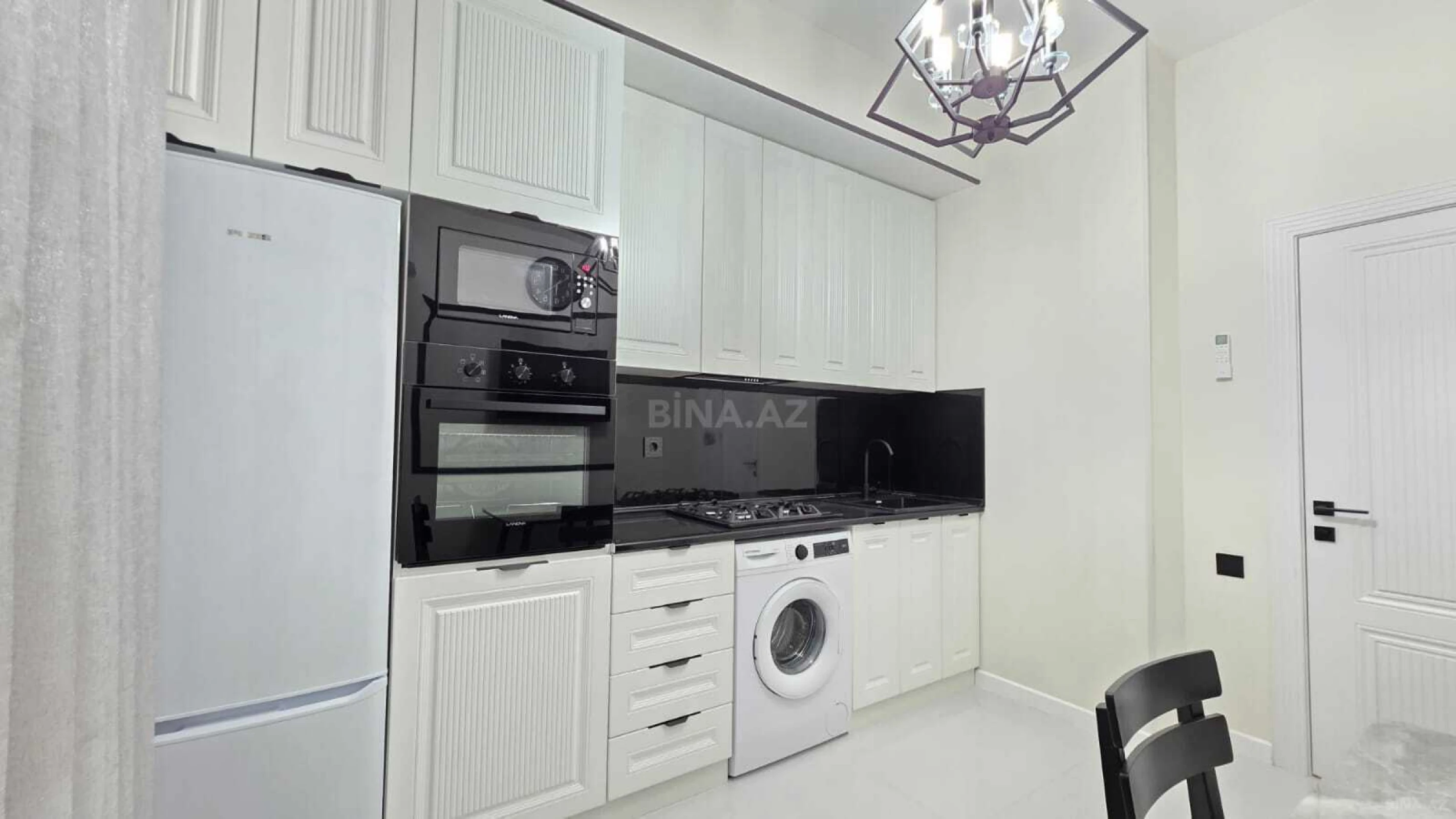 Satılır 2 otaqlı mənzil 60 m²