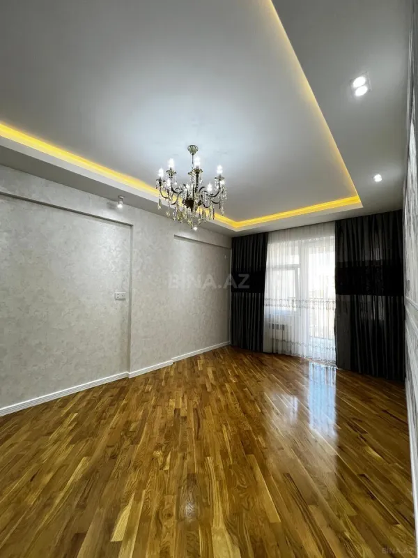 Satılır 2 otaqlı mənzil 85 m²