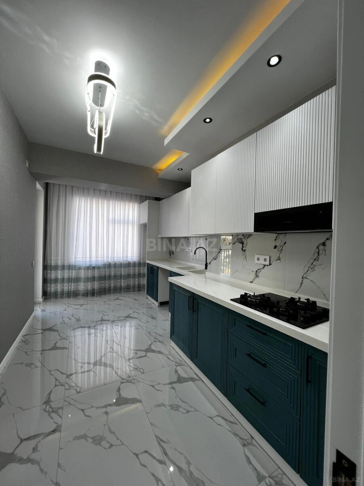 Satılır 2 otaqlı mənzil 85 m²