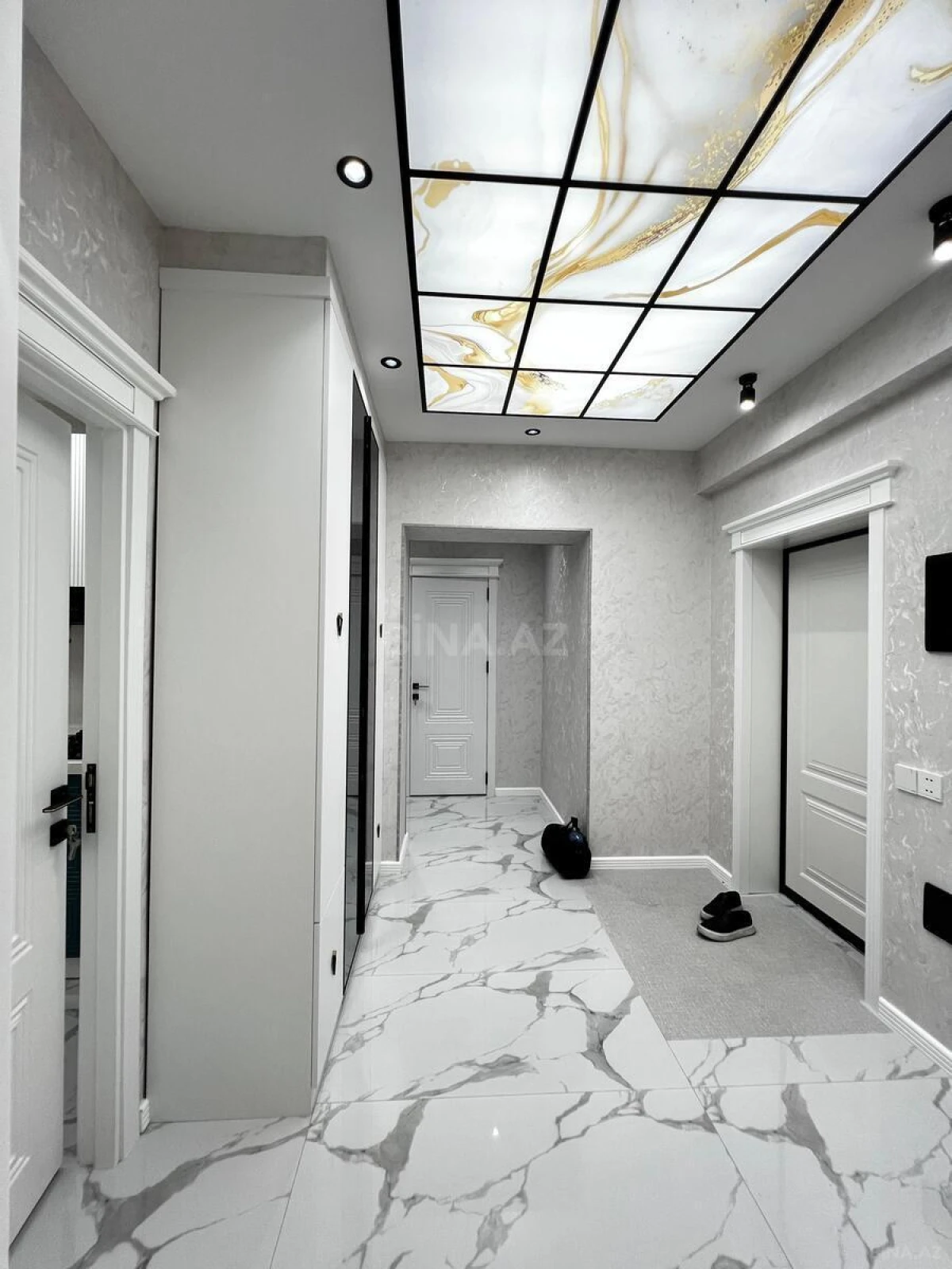 Satılır 2 otaqlı mənzil 85 m²